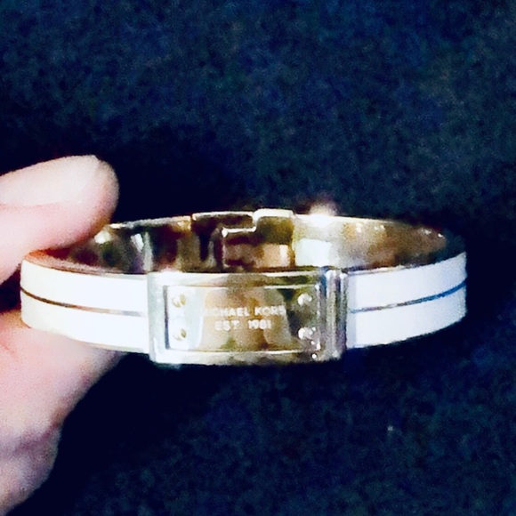 Michael Kors White/Gold Bangle - Picture 3 of 3